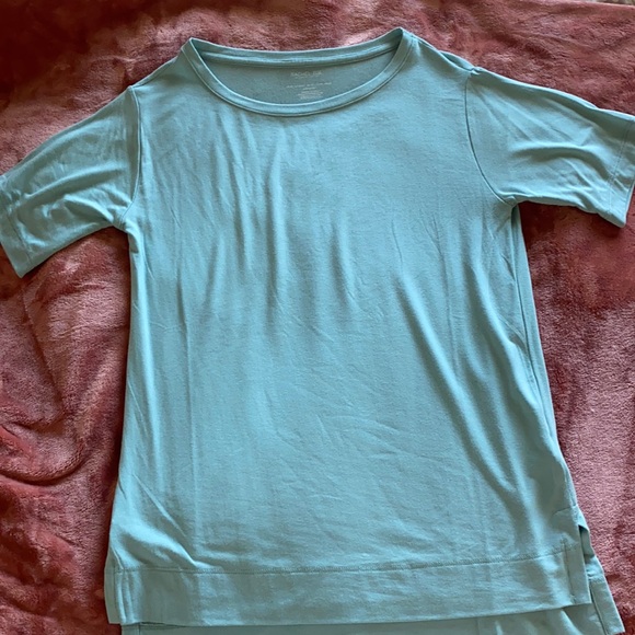 Blue Lounge T-shirt - Picture 1 of 1